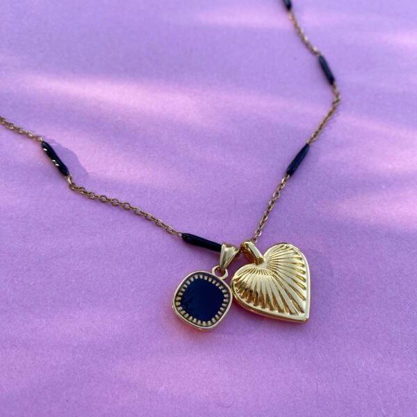 Retro Heart necklace