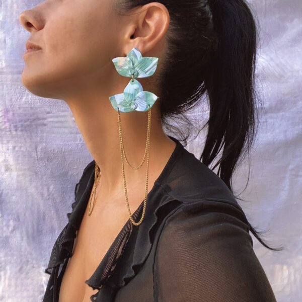 Chic Blossom earrings