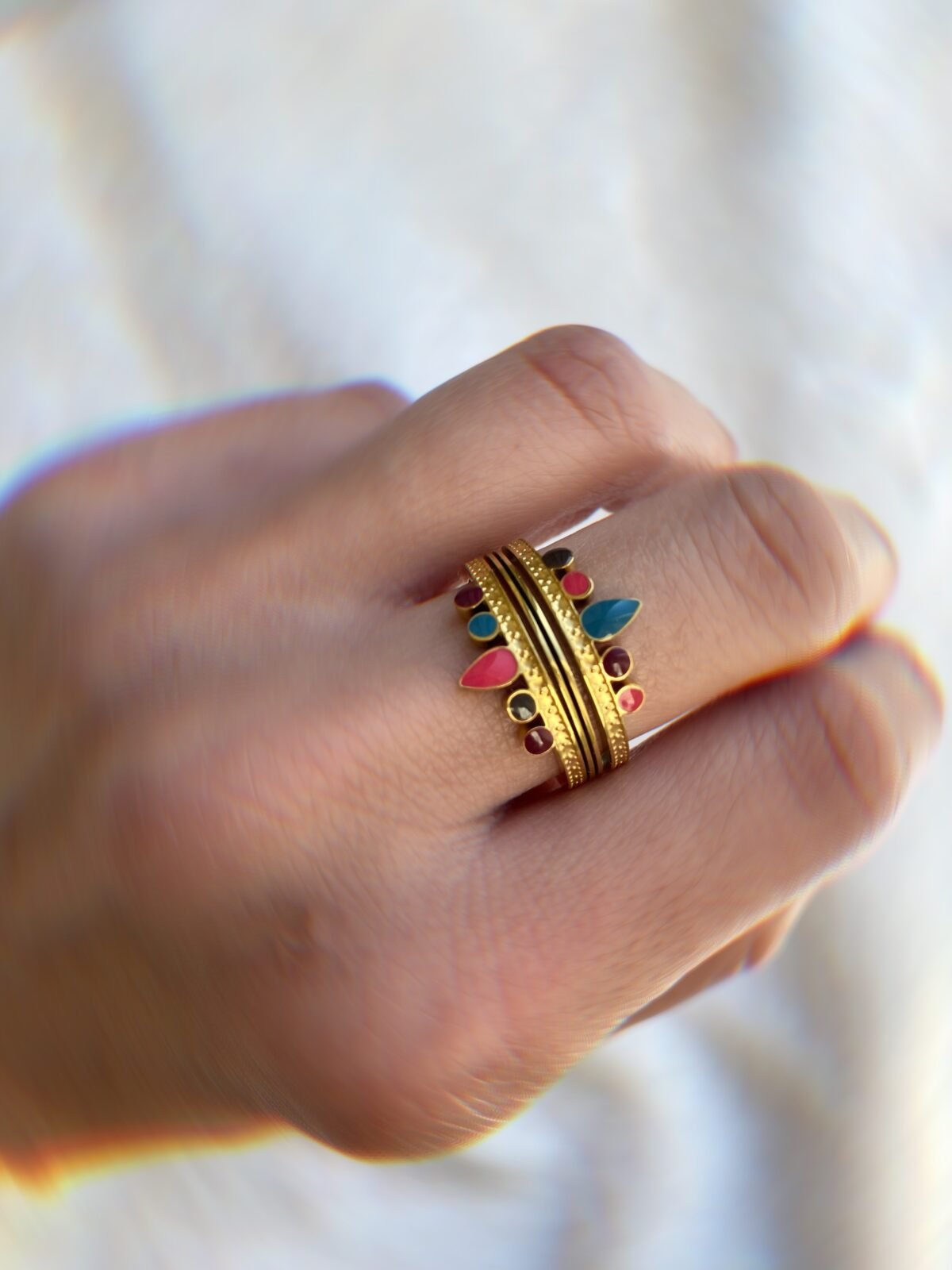 Colourful ring 5