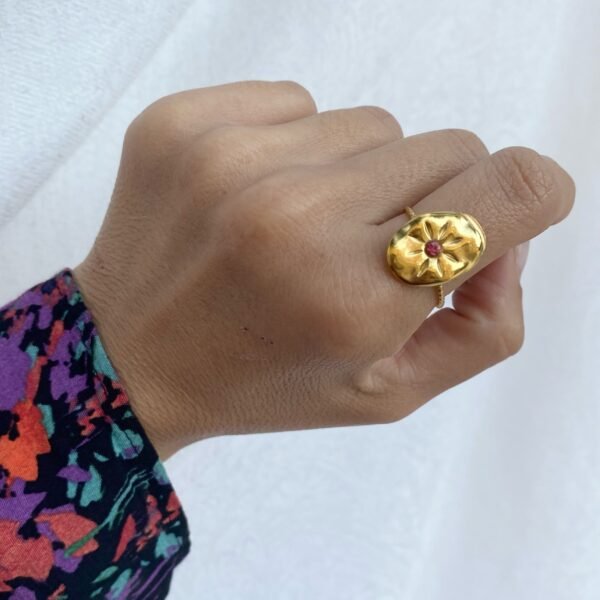 Flower ring