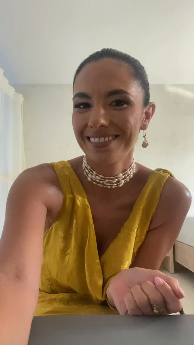 Outfit check for a boho wedding.
.
#outfitcheck #fitcheck #weddingoutfits❤️ #weddingday #outfitideas4you #style #weddinginspiration #wedding #outfits #fitcheck✔️🧿 #jewelrydesigner #styletips #stylist #nomadajewellery #summeroutfits #summerwedding #summertime